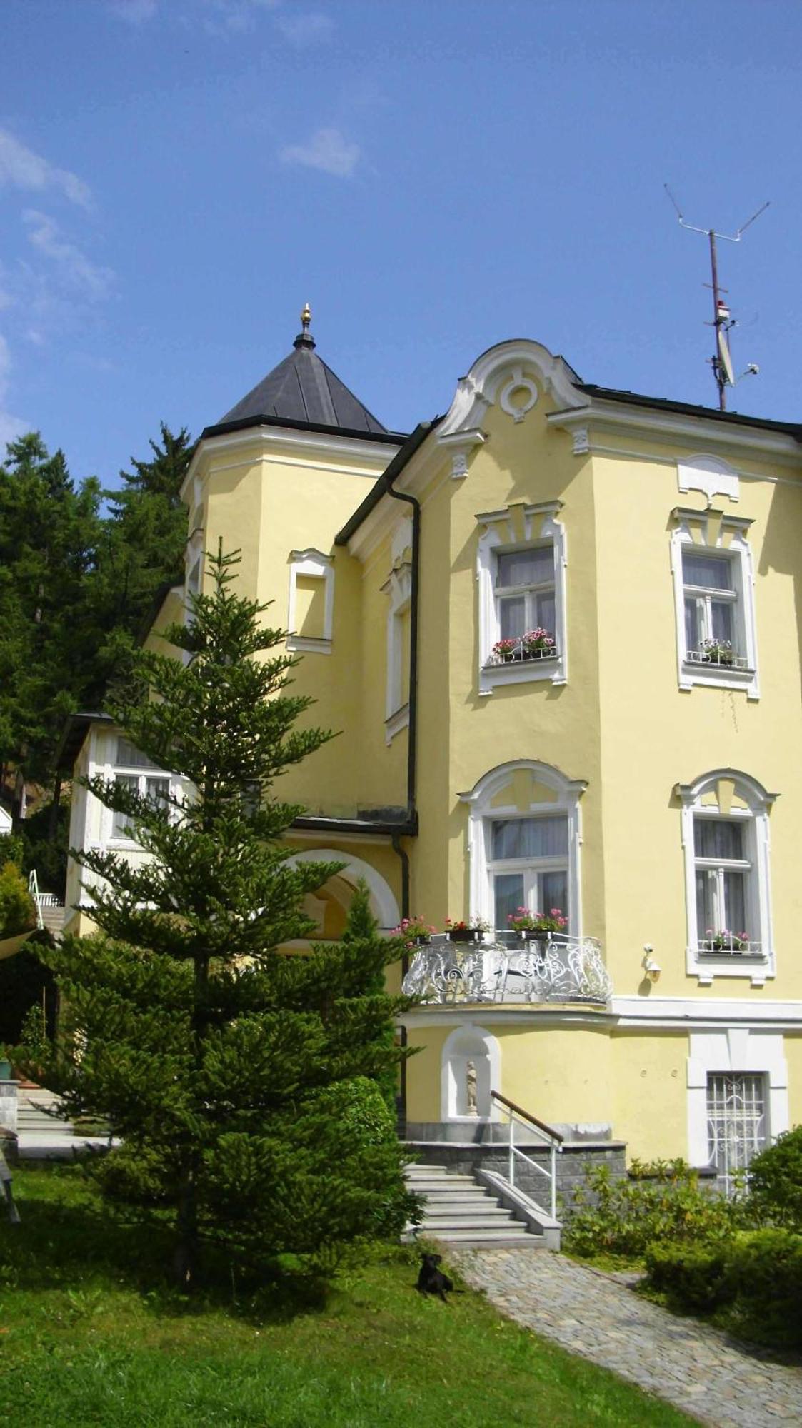 Villa Sonnenstrahl Mariánské Lázně Exterior foto
